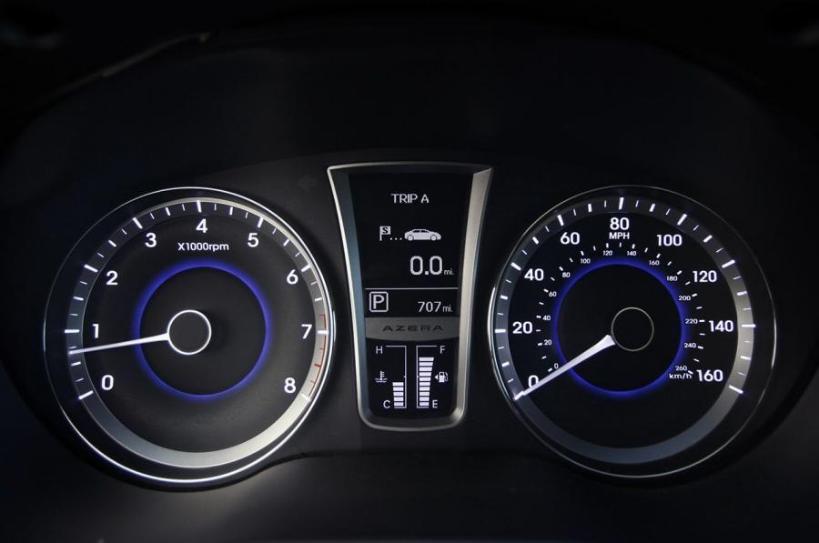  Hyundai Azera 2012 года  (фото 20 из 103)